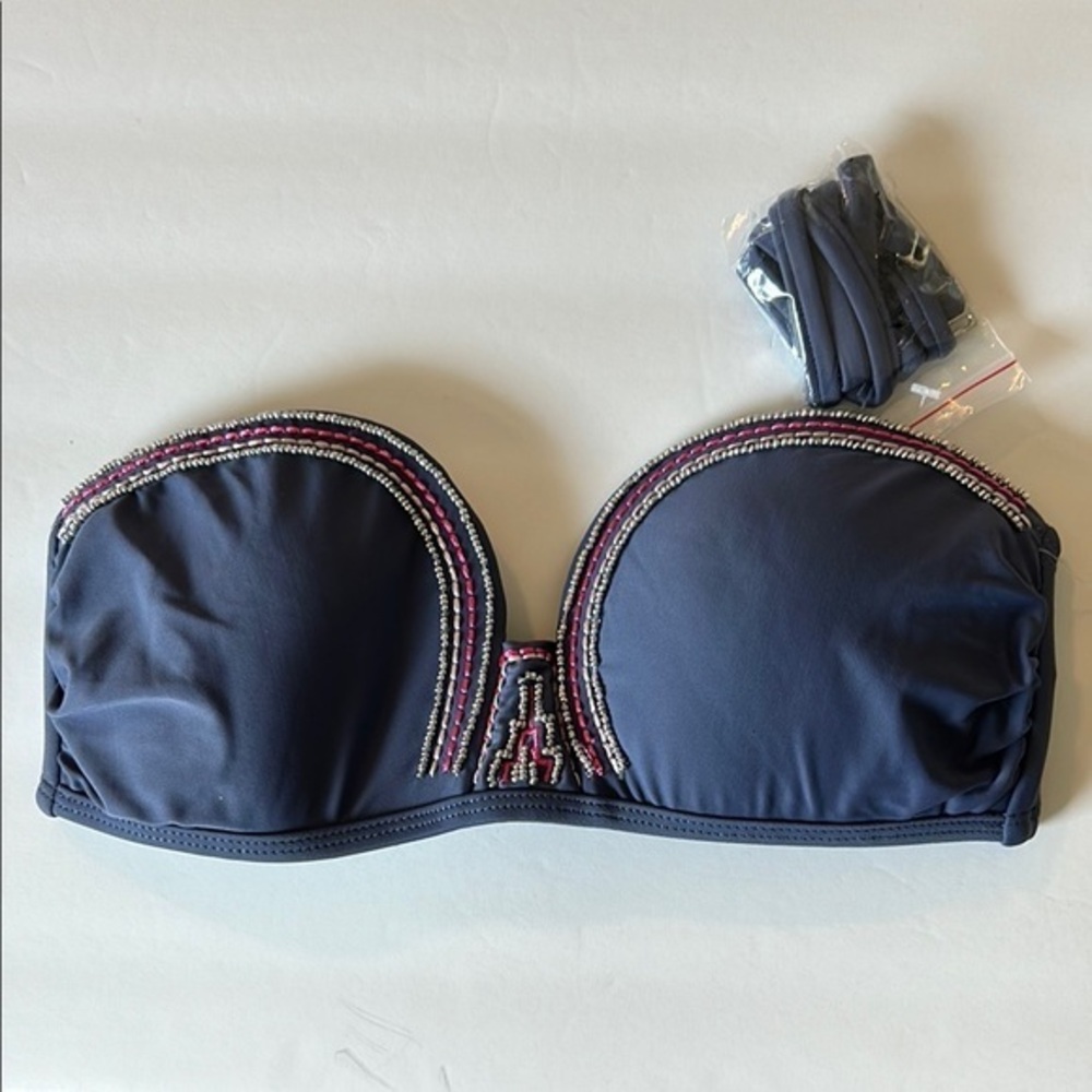 Xhilaration beaded bikini swim top size small NWOT
